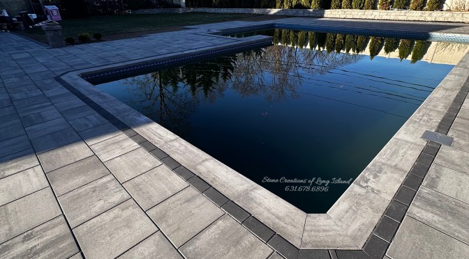 East Northport, NY 11731 – Cambridge Pavers 18 x18 Pool Patio