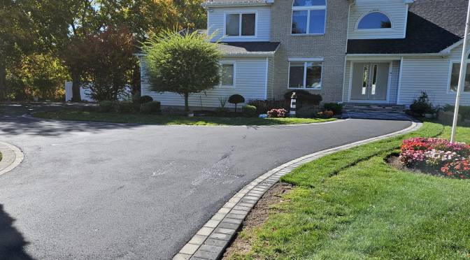 Asphalt Driveway with Double Cambridge Paver Borders and Smooth Ledgestone Walkway – Deer Park, NY 11729